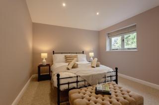 Chevet Cottage - Luxury Countryside Retreat - 7