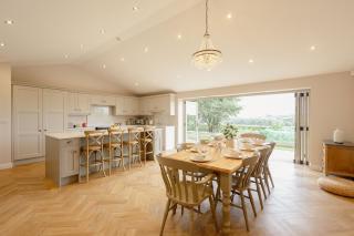 Chevet Cottage - Luxury Countryside Retreat - 2