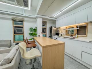201, Atelier Seongsu Riverside Loft Cherry Blossom Road Han River airport bus - 2