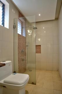 Ocean n' Sand - By Q23 Resorts & Suites - 9
