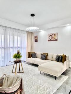 Prime Westlands 1BR with Rooftop Pool Gym and Skyline Views Opposite JW Marriott and GTC, easy access to Malls and everything you need - 3