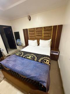 Max Allure Sleek 1 Bedroom Escape in GRA Quarters - 0