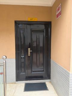 Max Allure Sleek 1 Bedroom Escape in GRA Quarters - 9