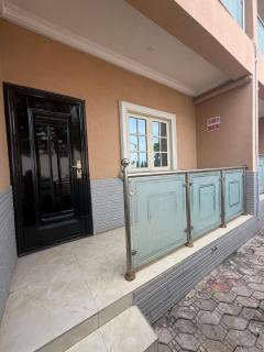 Max Allure Sleek 1 Bedroom Escape in GRA Quarters - 4