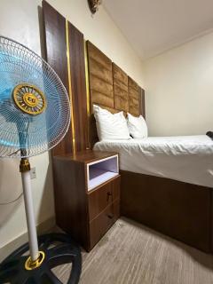 Max Allure Sleek 1 Bedroom Escape in GRA Quarters - 1
