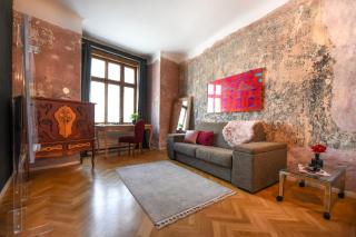 Brancovenian Elegance in Central Bucharest - 3BR Steps from Cismigiu - 2