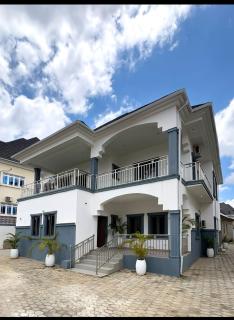 3BR Apartments Balcony prime location - 7