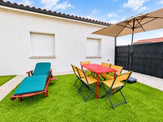 Les Tarnaises- 2 maisons jumelées - Jacuzzis-12pers - CLIM-au calme - 1