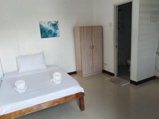 RedDoorz at Amulek Apartelle near Pacific Mall Mandaue Cebu - 8