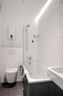 Stilvolle, geräumige Wohnung für 4 - 3