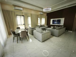 Masfout Escapes Private Mountain Villas - 8