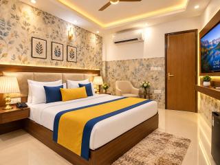 Hotel Sky Aura Suites Near Delhi IGI Airport - 5