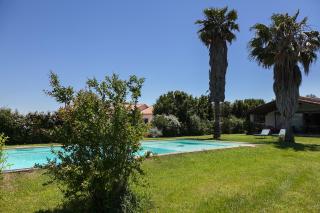 Wonderful villa with swimming pool near the sea. - 3