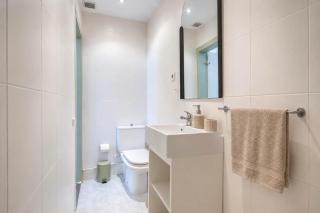 The Collection Barcelona - Eixample for Families 4BD - 3BTH with balcony - 1