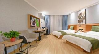 GreenTree Inn Jiangsu Suzhou Taiping High-Speed North Station Express Hotel - 4
