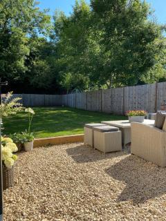 Large Stylish Luxury Cotswold Cottage - ideal for families, w/ EV charging - 2