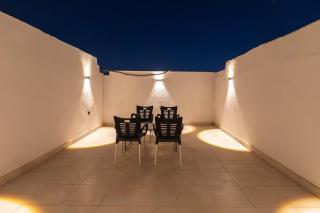 N22 Classy 2BR Prison Island Al Falah - 8
