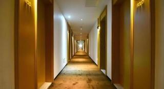 IU Hotel Zhengzhou Lvcheng Square Metro Station - 2