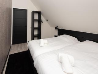 Luxury apartment in Renesse with infrared sauna - 6