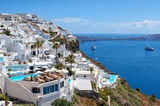 Sun Rocks Boutique Hotel - Caldera View Suites & Sunset Dining Experience - 6