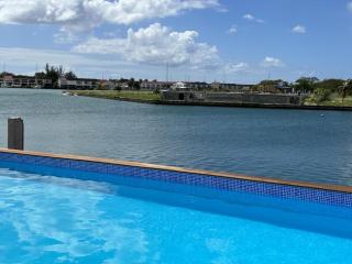315B Spacious Waterfront Sanctuary - 1