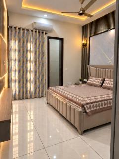 The Comfort Haven Spacious 2BHK Private Ground Floor Near Chandigarh - 1