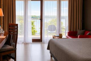 Hotel M Club Lake Resort - 1