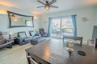 424C Modern Waterfront Escape - 0