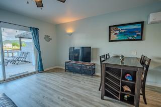 424C Modern Waterfront Escape - 3