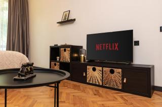 Superior Studios next to Zaimov Park in Central Sofia - 7