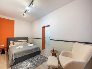 FLH - Old Town Pearl - Central Studio - 2