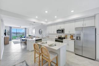 Sophisticated Condo for a Relaxing Stay at The National Golf and CC - 8