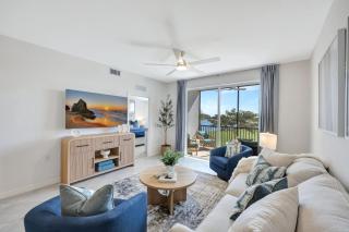 Sophisticated Condo for a Relaxing Stay at The National Golf and CC - 6