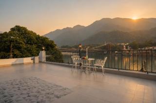 Luxury Villa On The Ganges - 3