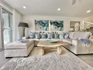 235F Stunning Waterfront Villa - 1
