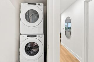 3BR Downtown Montreal - Gym - Sleeps 7 - 4