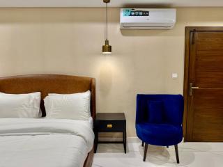 Platinum Boutique Suites - 6