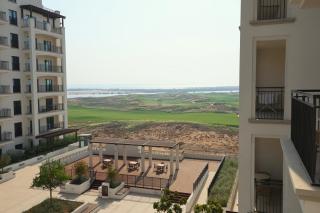The Yas Golf Escape | Modern 1BR - 8