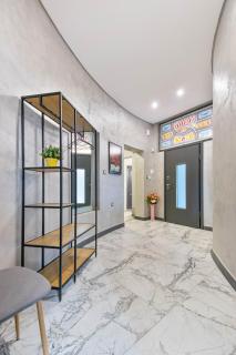 Central home - 4