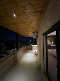 Rooftop Apartment with Spacious Terrace Amman - 7
