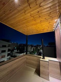 Rooftop Apartment with Spacious Terrace Amman - 6