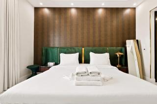 Luxury 2BR at Shams 1 JBR with Ain Dubai & Sea Views - 8