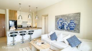 Ollystays Shedwan Lagoon & Pool View 2BR! Near AbuTig Marina - 8
