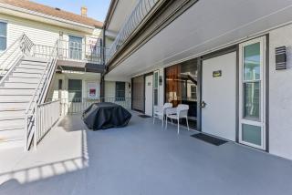 Wildwood Studio Condo with a Seasonal Pool | Unit 109 - 4