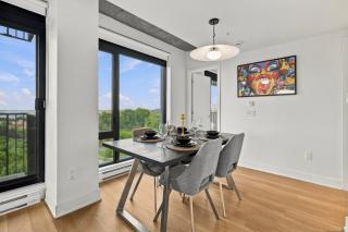 Elegant 2BR Haven - Montreal City Center - 1
