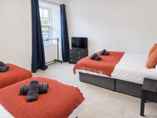 2 Bedroom Flat near Grangemouth | Sleeps 8 - 5