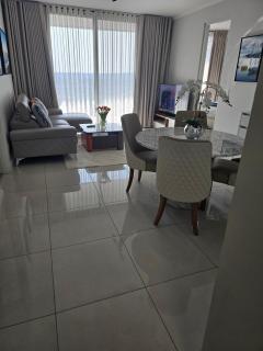 Ellipse Waterfall Apartment - 6