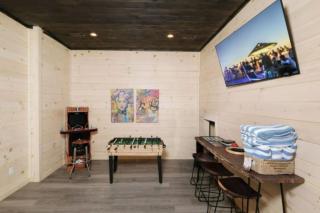 Tennessee Swim - Indoor pool, game room, and more! - 7