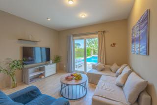 Ollystays Seaview Villa 3BR Heated Pool GYM-Joubal El Gouna - 8