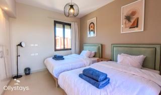 Ollystays Luxury Tawila 3BR Townhouse, Lagoon View, Shared Pool - 9